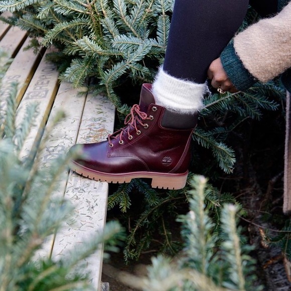 NWT Timberland Jayne Boots, Burgundy Size 7.5 - Picture 1 of 3